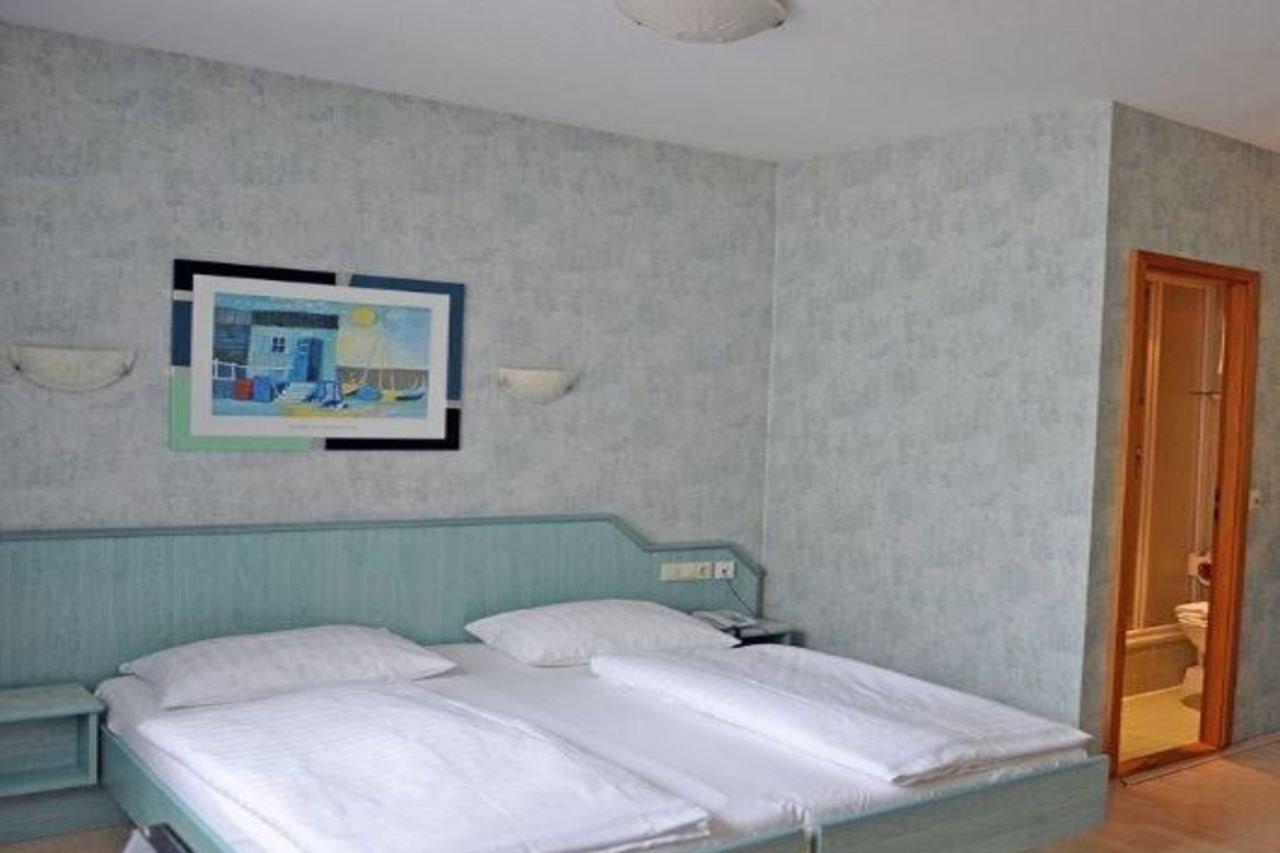 Hotel Astoria Франкфурт-на-Майне Экстерьер фото