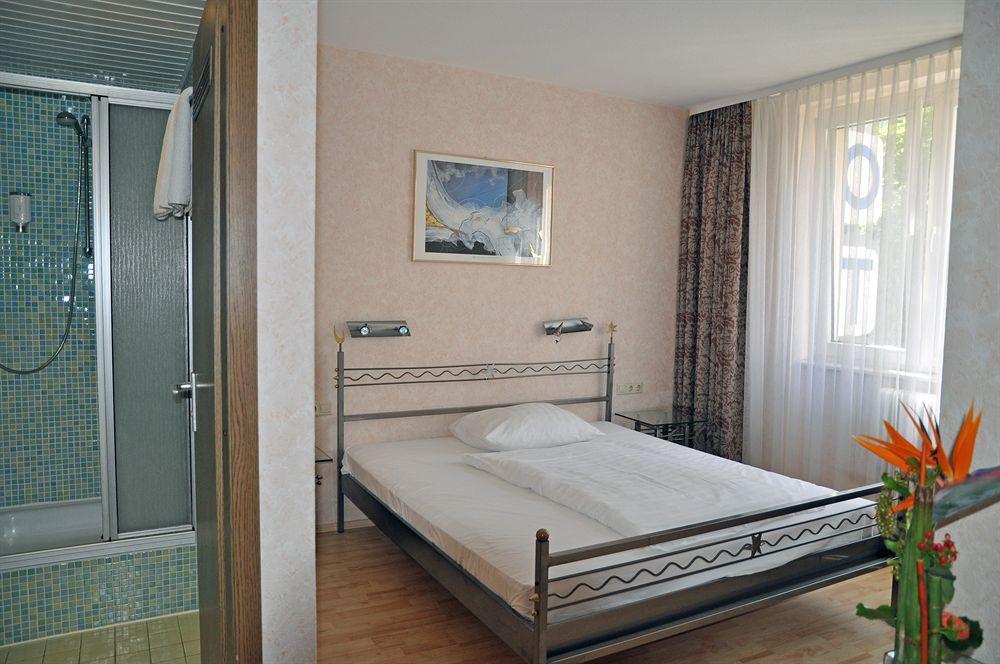 Hotel Astoria Франкфурт-на-Майне Экстерьер фото