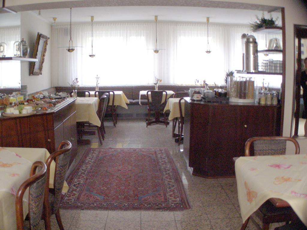 Hotel Astoria Франкфурт-на-Майне Ресторан фото